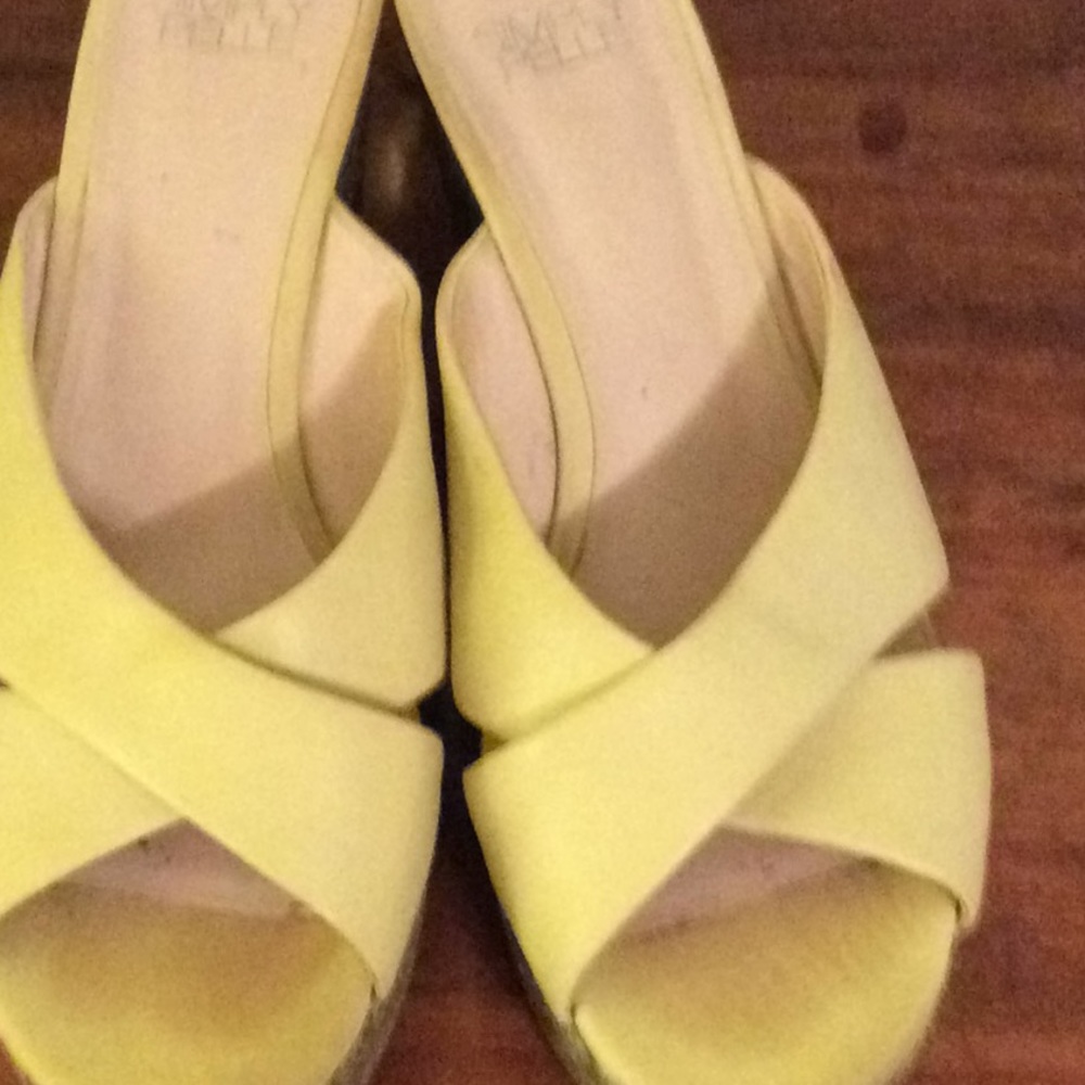 Simply Pelle  wedge sandle